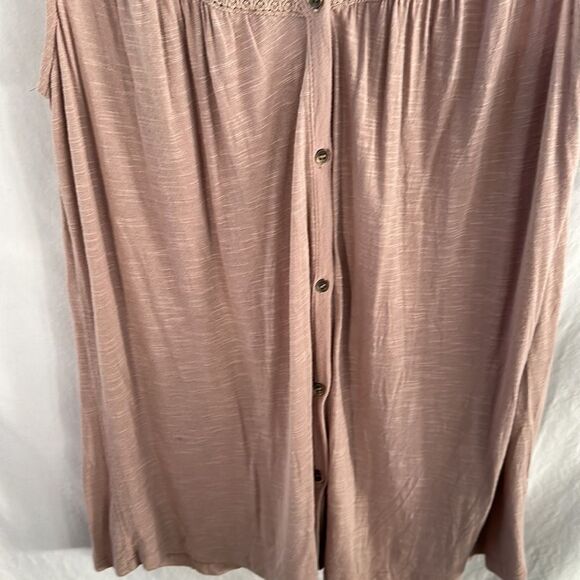 Nine West Vintage sleeveless button up shirt with woven detail - Picture 3 of 4